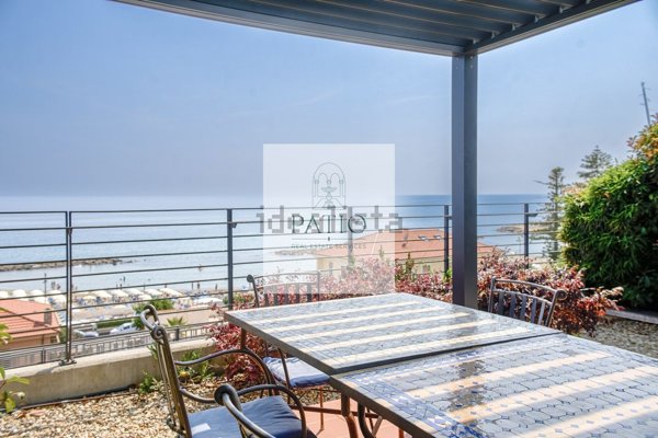 appartamento in vendita a Santo Stefano al Mare