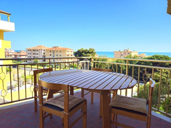 appartamento in vendita a Santo Stefano al Mare