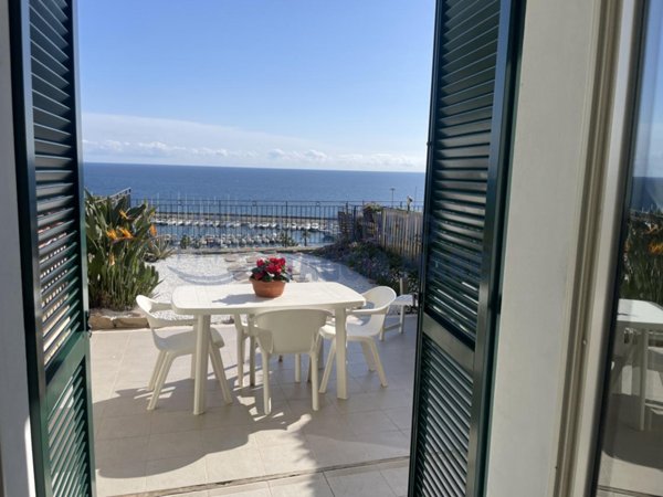 appartamento in vendita a Santo Stefano al Mare