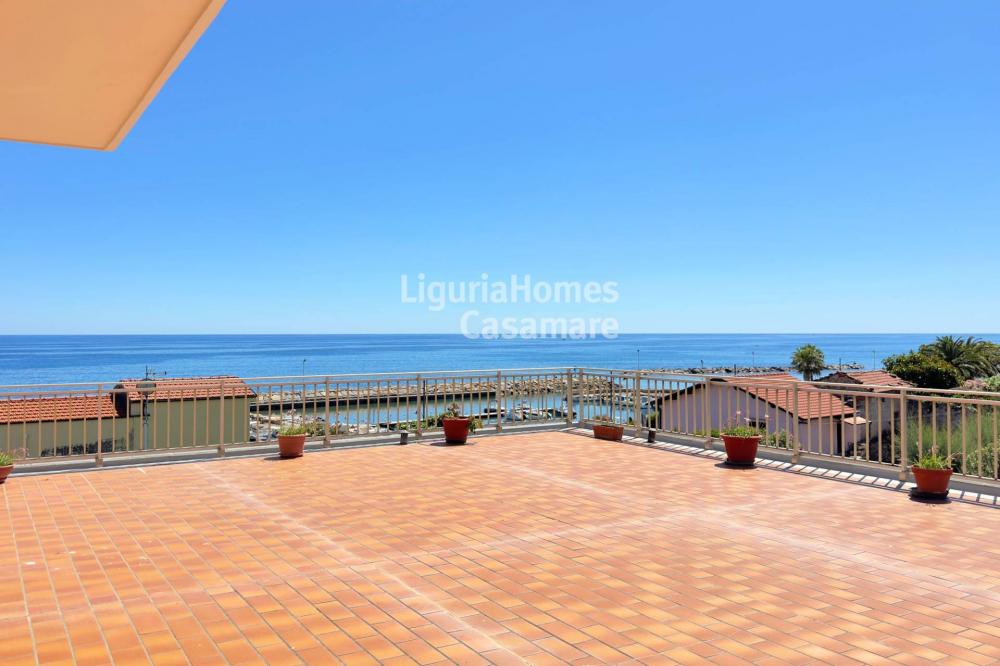 appartamento in vendita a Santo Stefano al Mare