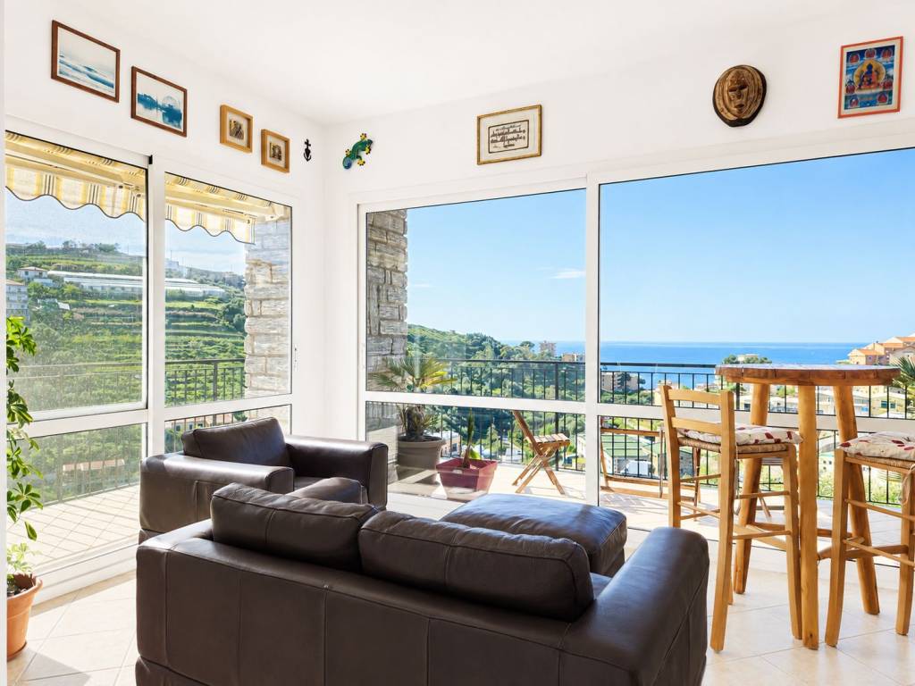 appartamento in vendita a Santo Stefano al Mare