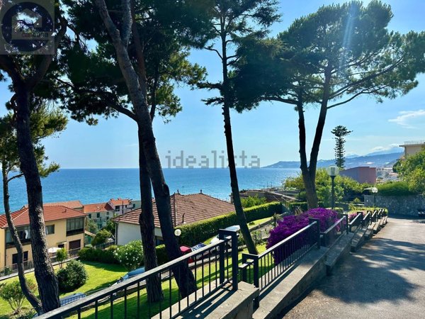 appartamento in vendita a Santo Stefano al Mare
