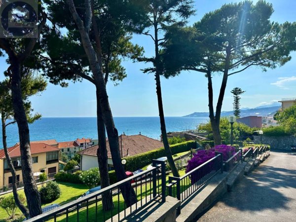 appartamento in vendita a Santo Stefano al Mare