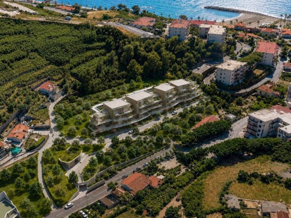 appartamento in vendita a Santo Stefano al Mare