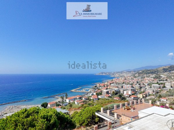 appartamento in vendita a Santo Stefano al Mare