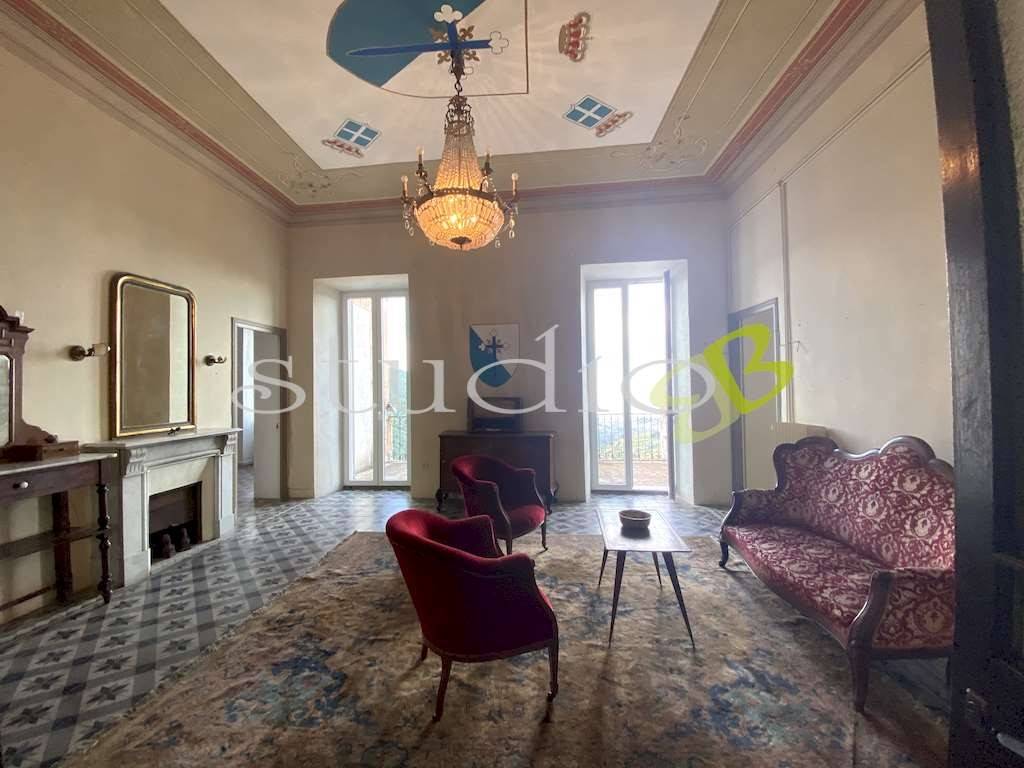 intera palazzina in vendita a Seborga