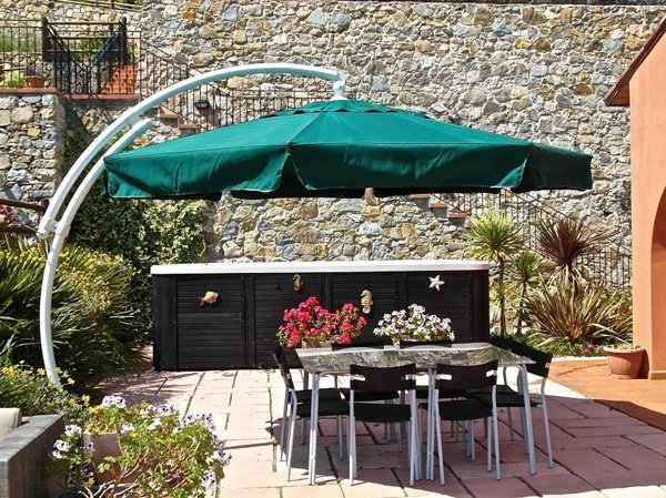 casa indipendente in vendita a Seborga