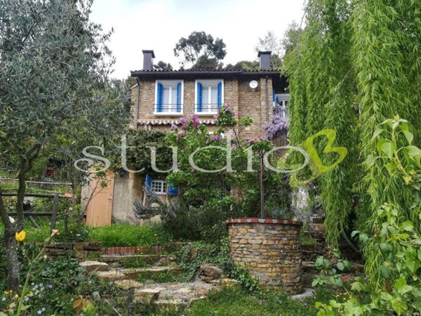 casa indipendente in vendita a Seborga
