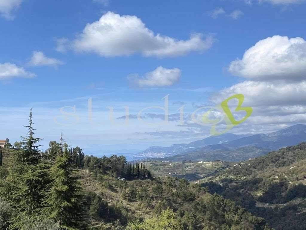 casa indipendente in vendita a Seborga