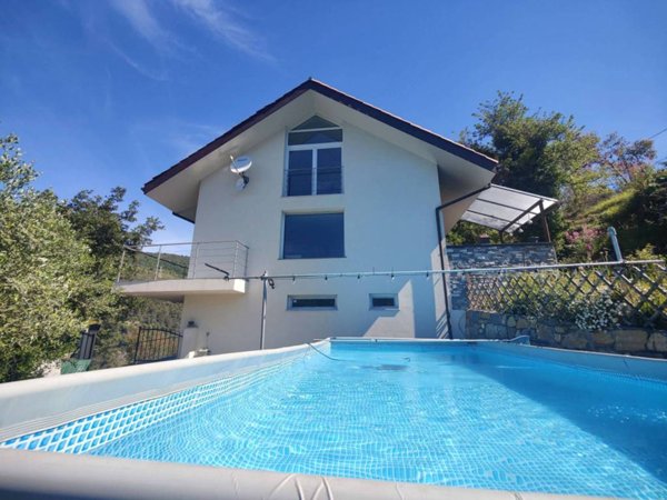 casa indipendente in vendita a Seborga