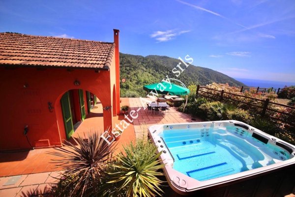 casa indipendente in vendita a Seborga