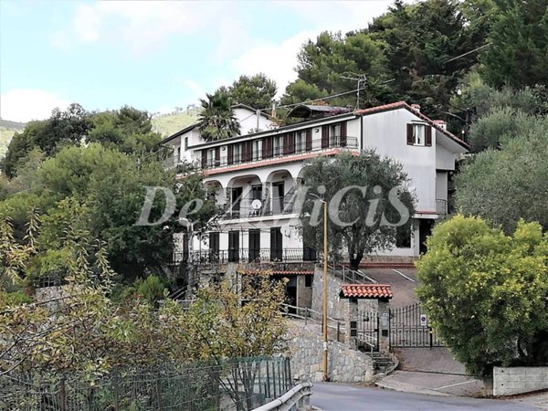 casa indipendente in vendita a Seborga