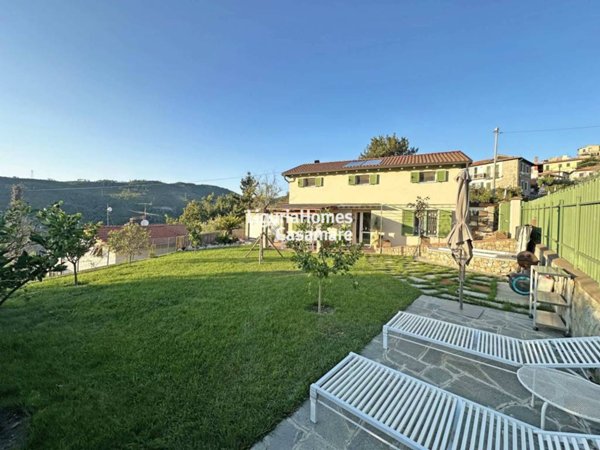casa indipendente in vendita a Seborga