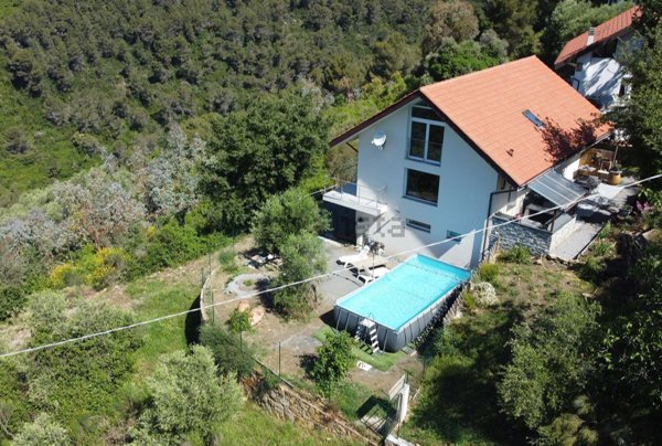 casa indipendente in vendita a Seborga