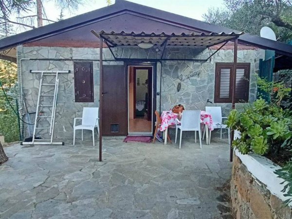 casa indipendente in vendita a Seborga