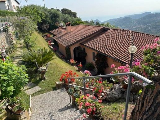 casa indipendente in vendita a Seborga