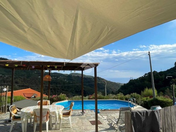 casa indipendente in vendita a Seborga