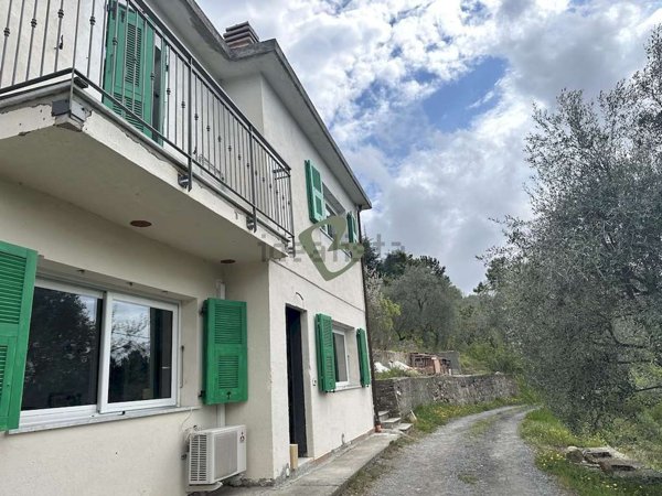 casa indipendente in vendita a Seborga