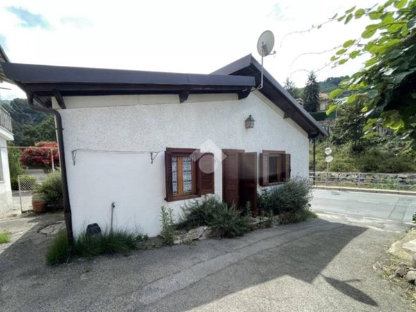 casa indipendente in vendita a Soldano