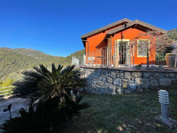 casa indipendente in vendita a Soldano