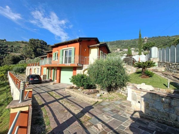 casa indipendente in vendita a Soldano