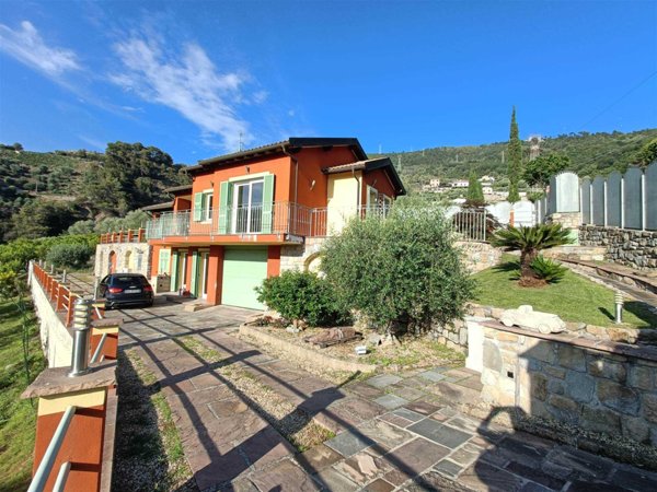 casa indipendente in vendita a Soldano