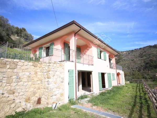 casa indipendente in vendita a Soldano