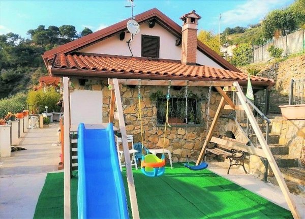 casa indipendente in vendita a Soldano
