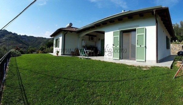 casa indipendente in vendita a Soldano