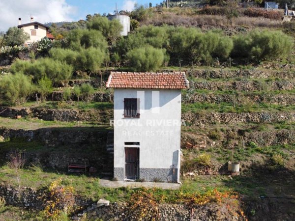 casa indipendente in vendita a Soldano in zona San Martino