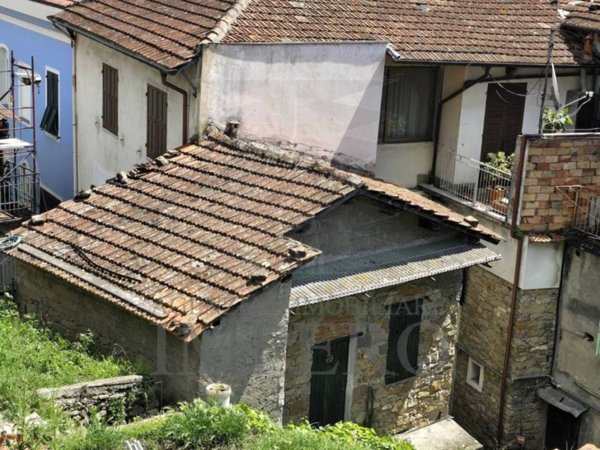casa indipendente in vendita a Soldano