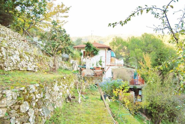 casa indipendente in vendita a Soldano