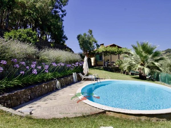 casa indipendente in vendita a Soldano