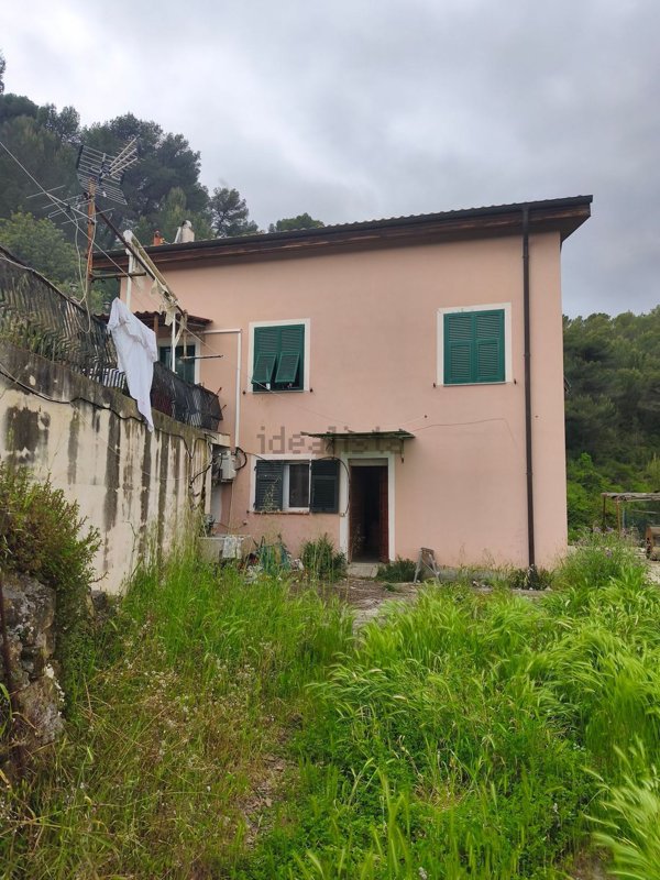 casa indipendente in vendita a Soldano