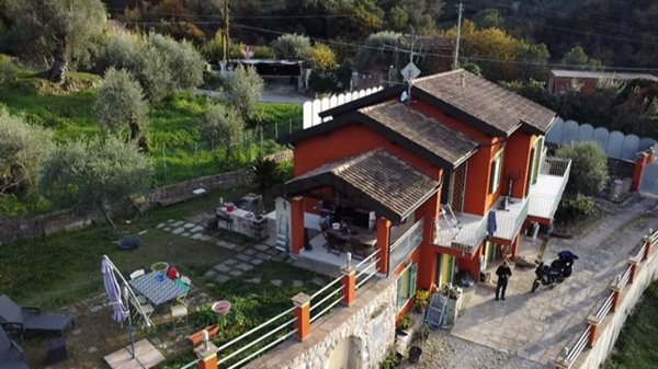 casa indipendente in vendita a Soldano