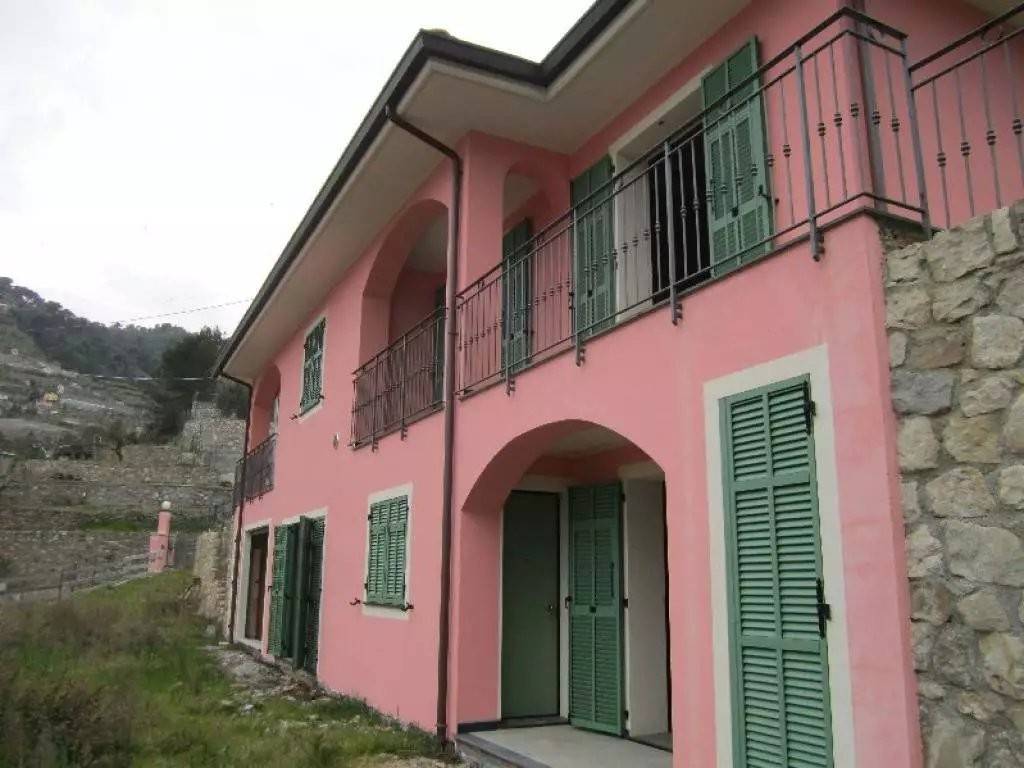 casa indipendente in vendita a Soldano