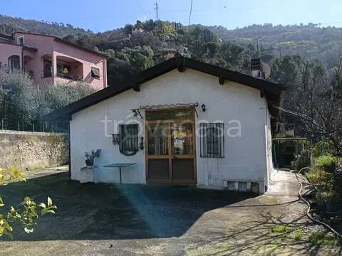 casa indipendente in vendita a Soldano in zona San Martino
