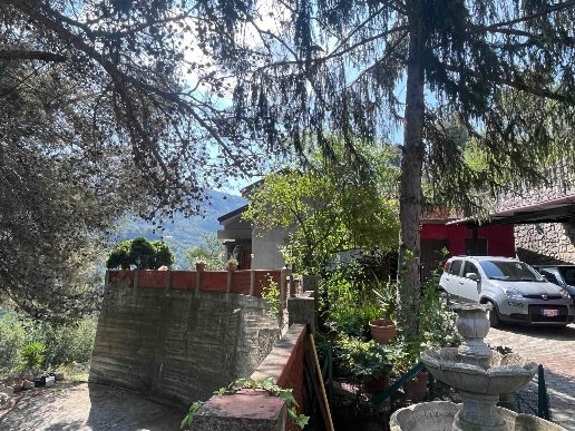 casa indipendente in vendita a Soldano in zona San Martino