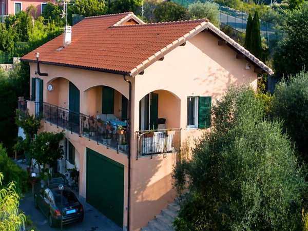 casa indipendente in vendita a Soldano