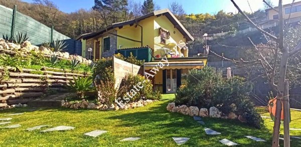 casa indipendente in vendita a Soldano in zona San Martino