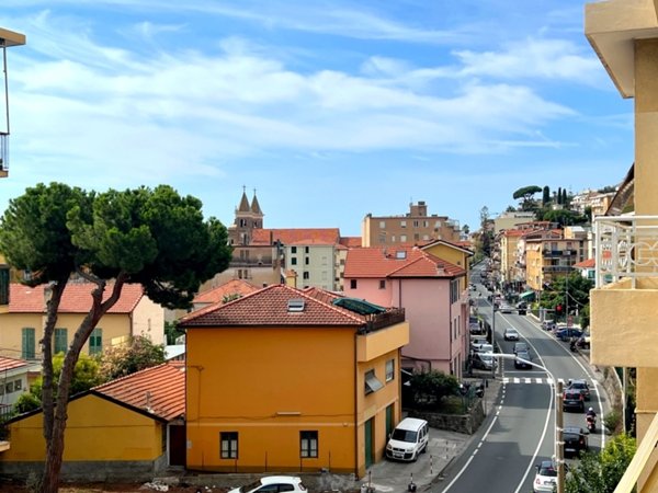 appartamento in vendita a Taggia in zona Arma di Taggia