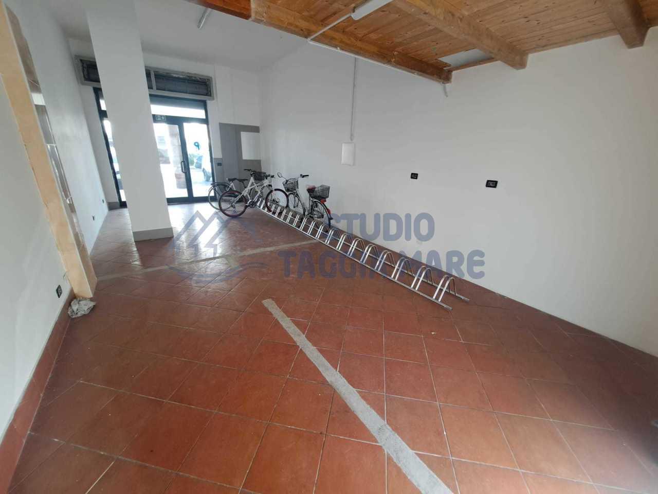 appartamento in vendita a Taggia in zona Arma di Taggia