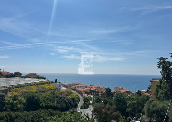 appartamento in vendita a Taggia