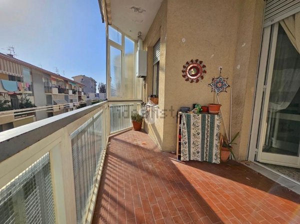 appartamento in vendita a Taggia in zona Arma di Taggia