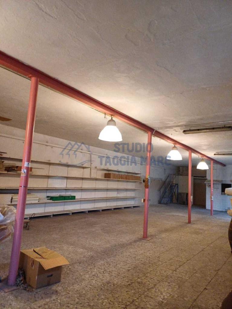 appartamento in vendita a Taggia in zona Arma di Taggia