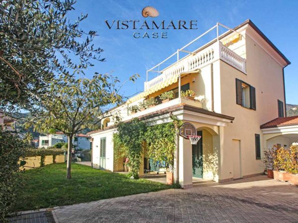 appartamento in vendita a Taggia