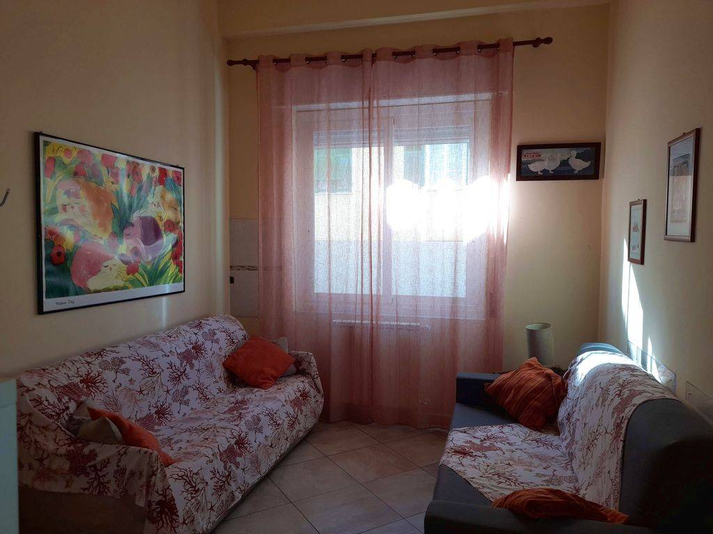 appartamento in vendita a Taggia in zona Arma di Taggia