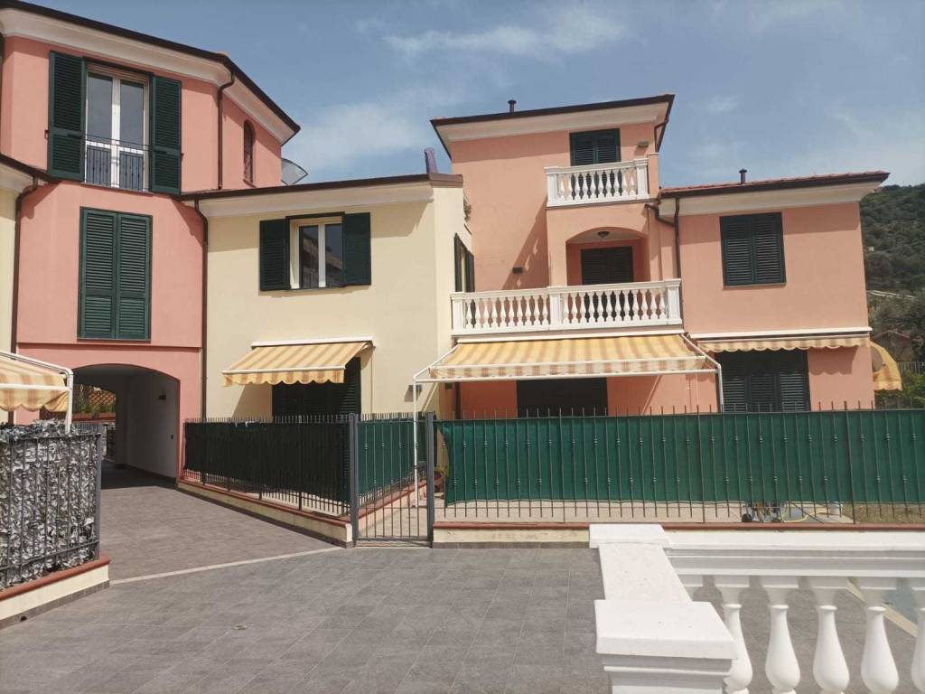 appartamento in vendita a Taggia