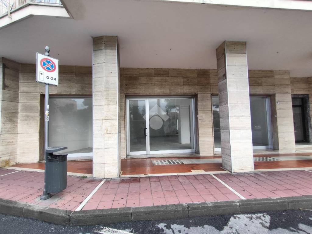 appartamento in vendita a Taggia in zona Arma di Taggia