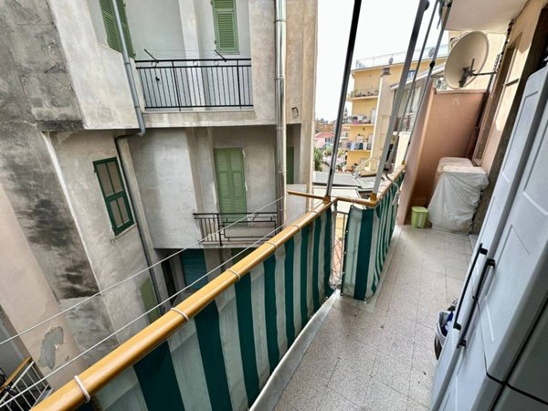 appartamento in vendita a Taggia in zona Arma di Taggia